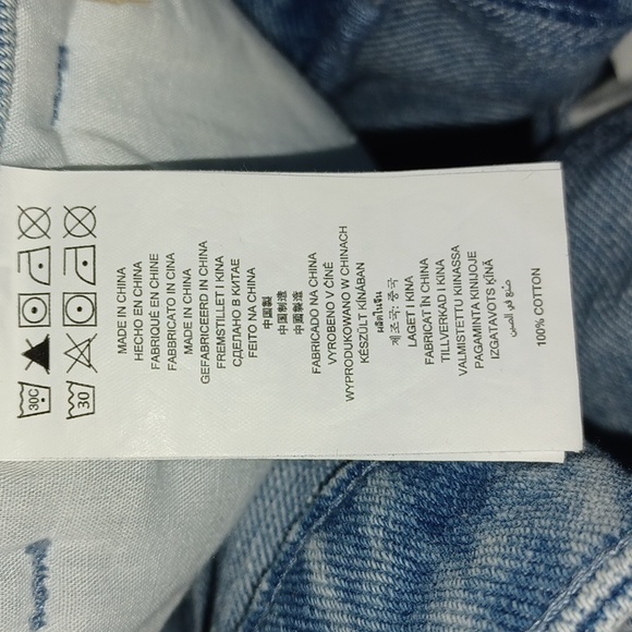 MICHAEL Kors Women's Pleated Belted Paper Bag Jeans Pants Light Blue Wash NWT - Picture 10 of 11